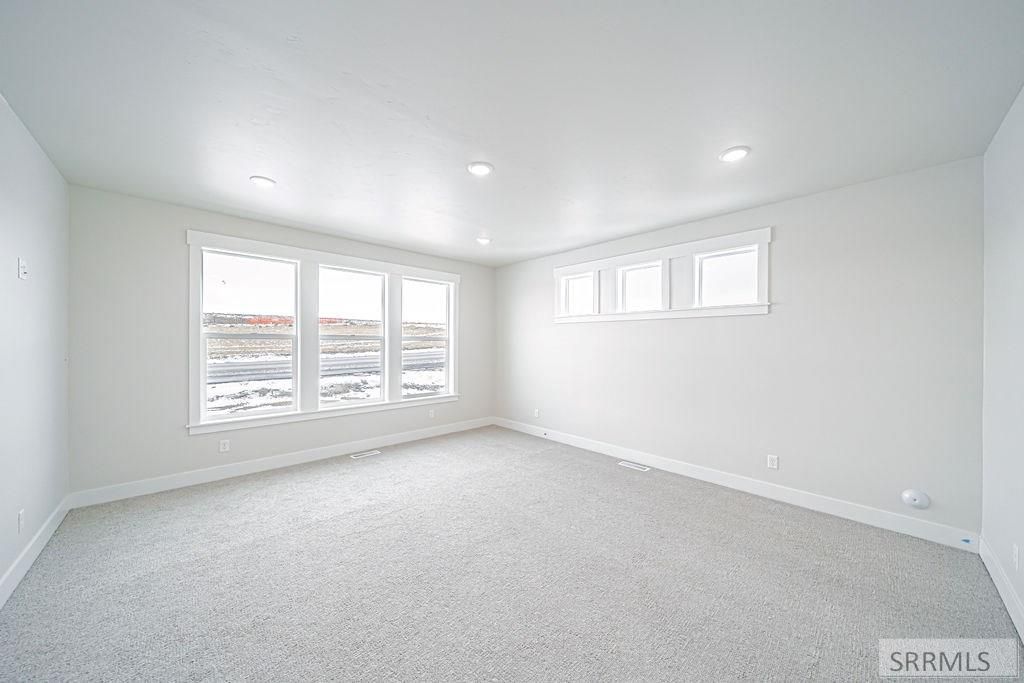 Image 16 of property listing at 522 Vista Ridge Dr, Rexburg, ID 83440