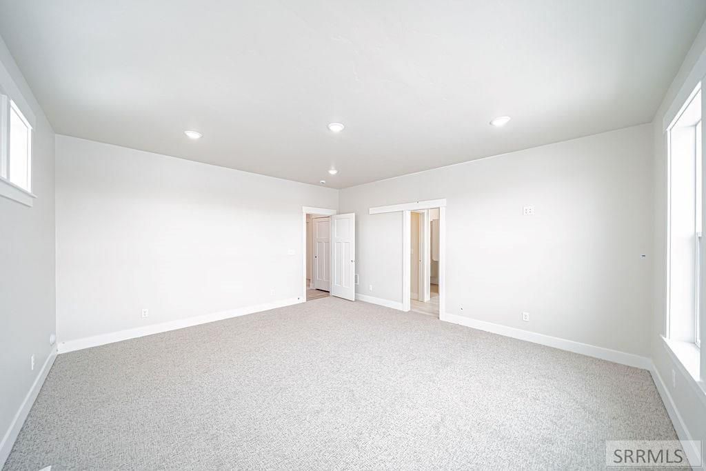Image 18 of property listing at 522 Vista Ridge Dr, Rexburg, ID 83440