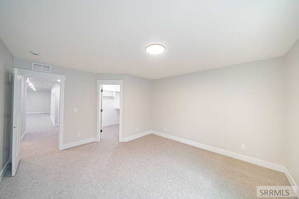 Image 35 of property listing at 522 Vista Ridge Dr, Rexburg, ID 83440