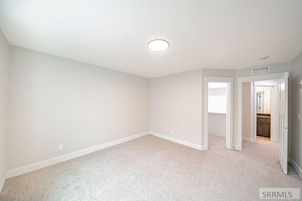 Image 38 of property listing at 522 Vista Ridge Dr, Rexburg, ID 83440