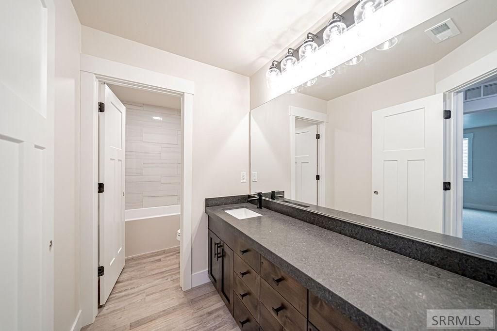Image 39 of property listing at 522 Vista Ridge Dr, Rexburg, ID 83440