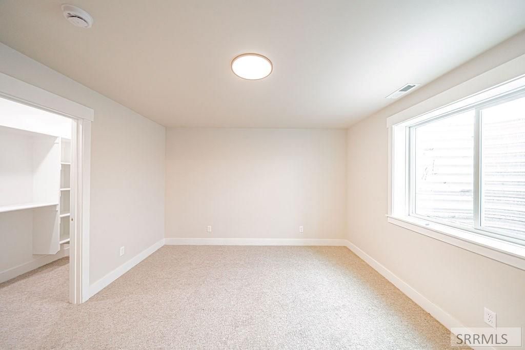 Image 42 of property listing at 522 Vista Ridge Dr, Rexburg, ID 83440