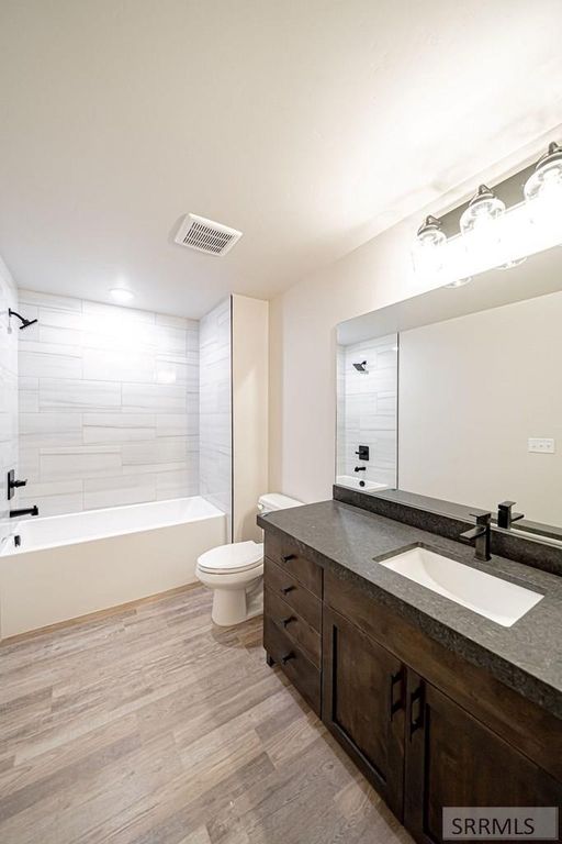 Image 45 of property listing at 522 Vista Ridge Dr, Rexburg, ID 83440
