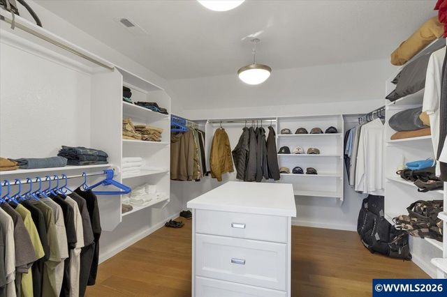 1774 Settlers Spring Dr NW, Salem, OR 97304