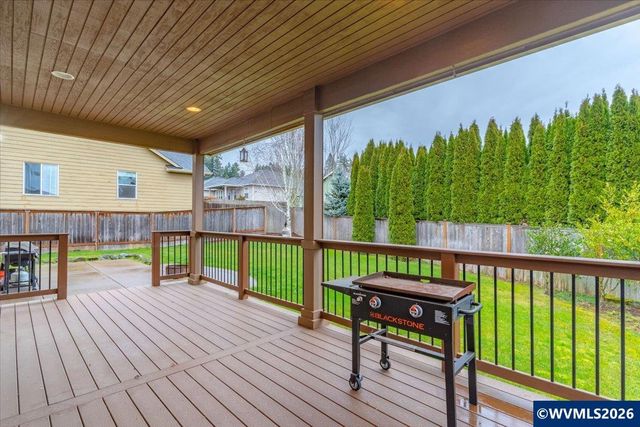 1774 Settlers Spring Dr NW, Salem, OR 97304