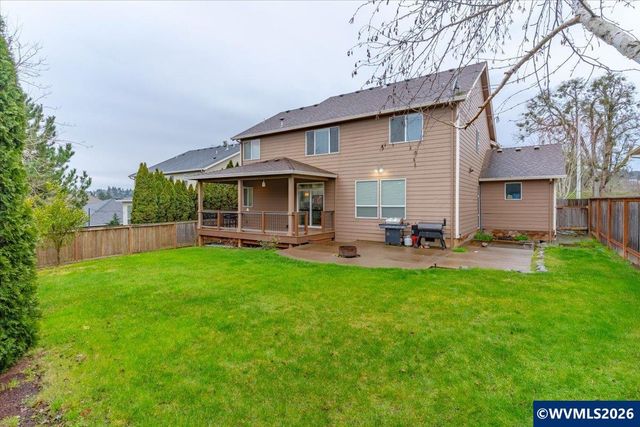 1774 Settlers Spring Dr NW, Salem, OR 97304