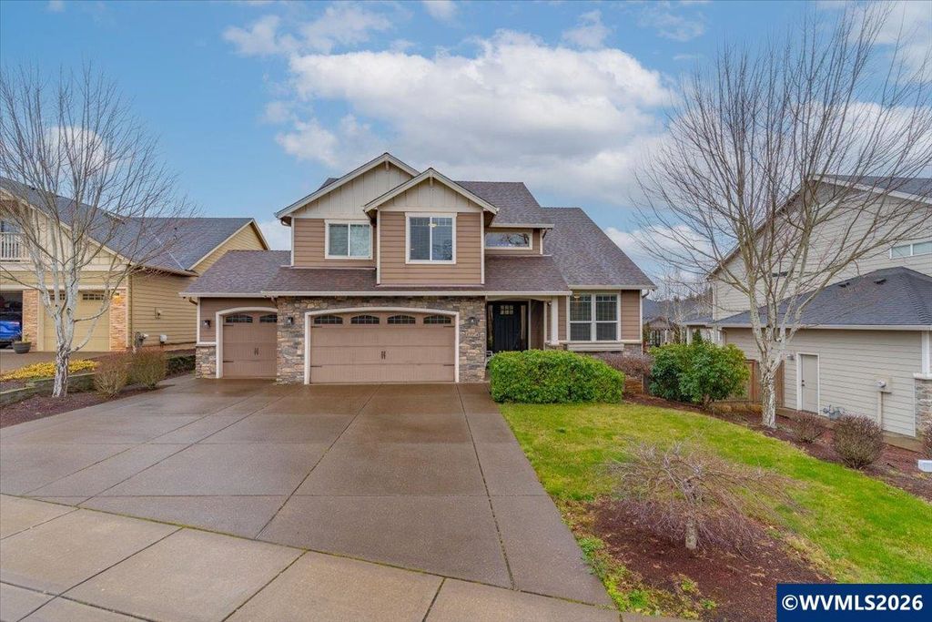 1774 Settlers Spring Dr NW, Salem, OR 97304