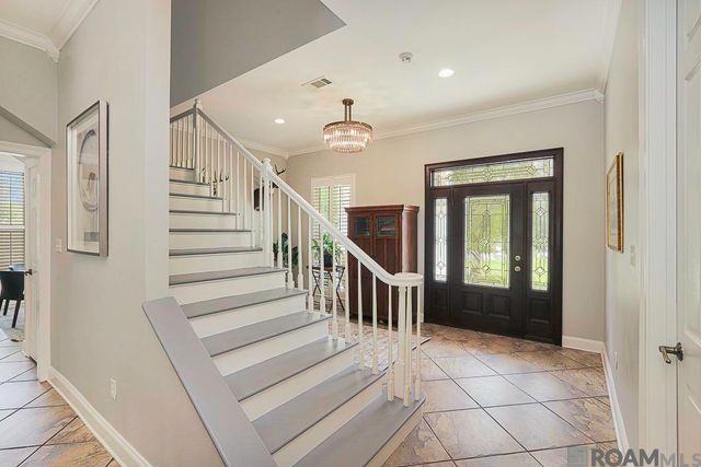 5042 Thompson Cove Dr, St Francisville, LA 70775