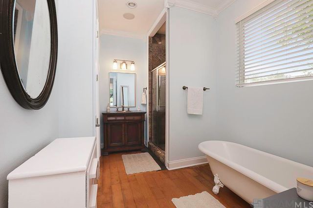 5042 Thompson Cove Dr, St Francisville, LA 70775