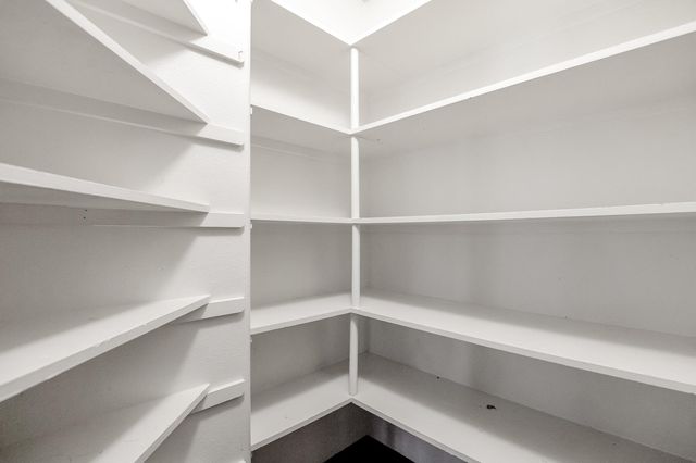 5417 W Buena Vista Avenue, Visalia, CA 93291