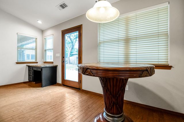 5417 W Buena Vista Avenue, Visalia, CA 93291