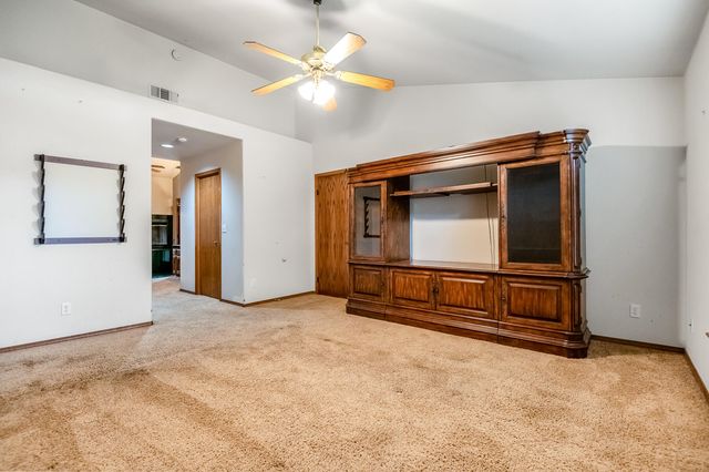 5417 W Buena Vista Avenue, Visalia, CA 93291