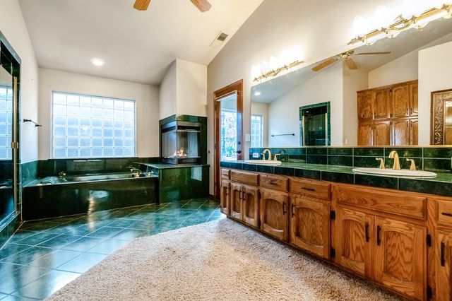 5417 W Buena Vista Avenue, Visalia, CA 93291