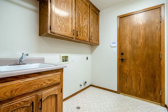 5417 W Buena Vista Avenue, Visalia, CA 93291