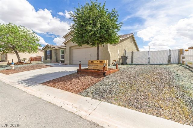 529 Lampshire Lane, Pahrump, NV 89060