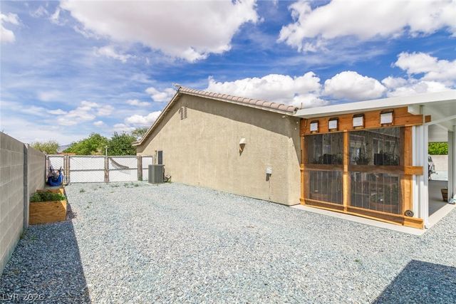 529 Lampshire Lane, Pahrump, NV 89060