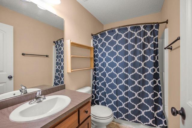 17005 78th Court N, Maple Grove, MN 55311