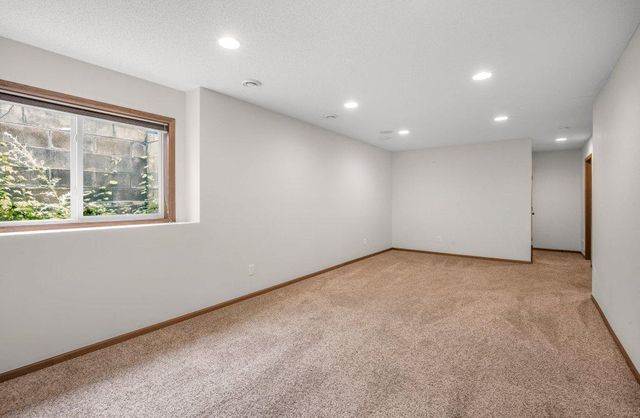 17005 78th Court N, Maple Grove, MN 55311
