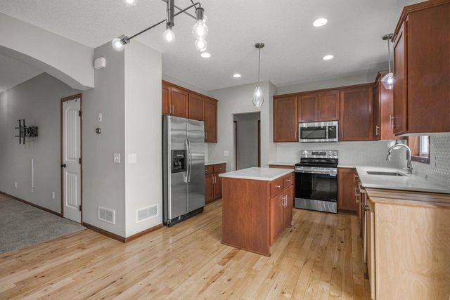 17005 78th Court N, Maple Grove, MN 55311