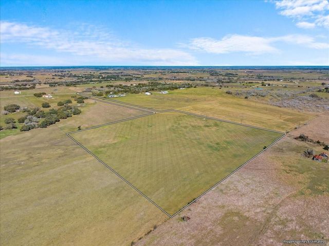 2523 Roitsch Road, Schulenburg, TX 78956