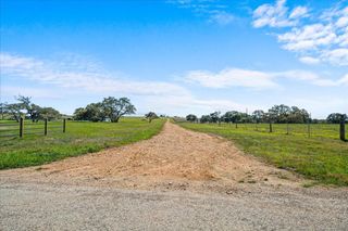 2523 Roitsch Road, Schulenburg, TX 78956