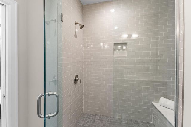 306 Neruda Avenue, Columbus, OH 43215