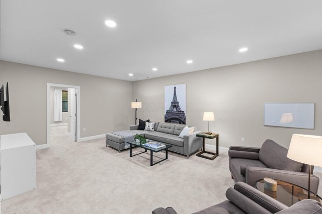 306 Neruda Avenue, Columbus, OH 43215