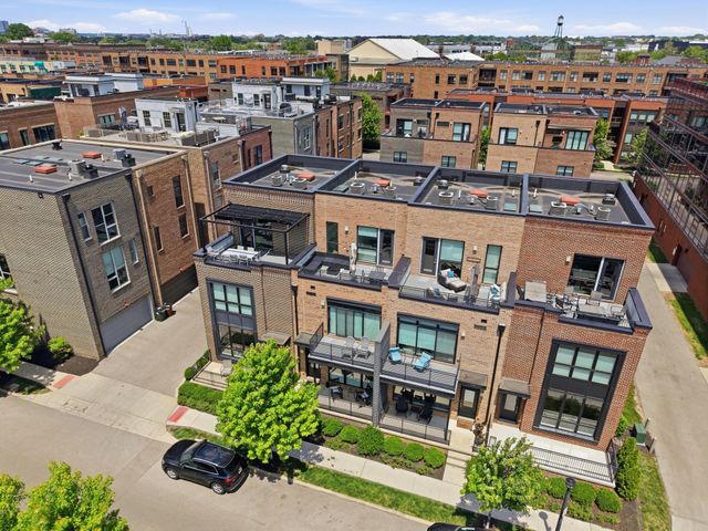 306 Neruda Avenue, Columbus, OH 43215