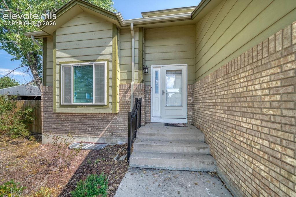 1510 Leoti Drive, Colorado Springs, CO 80915 — photo 2
