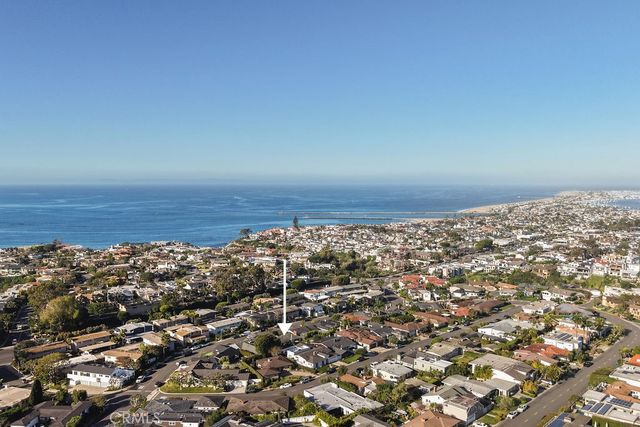 453 Seaward Road, Corona Del Mar, CA 92625