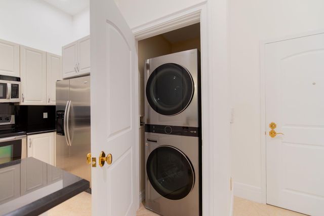 701 S Olive Avenue 206, West Palm Beach, FL 33401