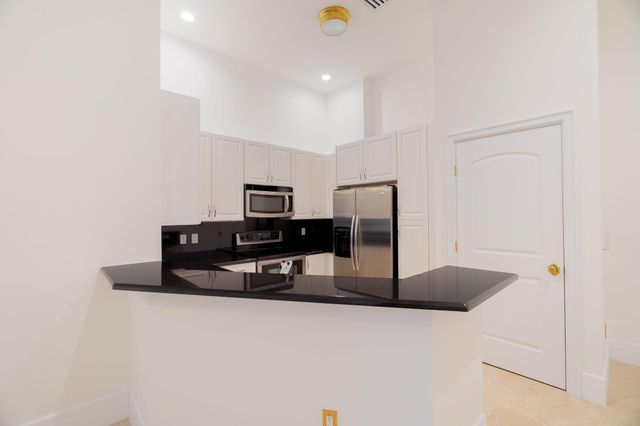 701 S Olive Avenue 206, West Palm Beach, FL 33401