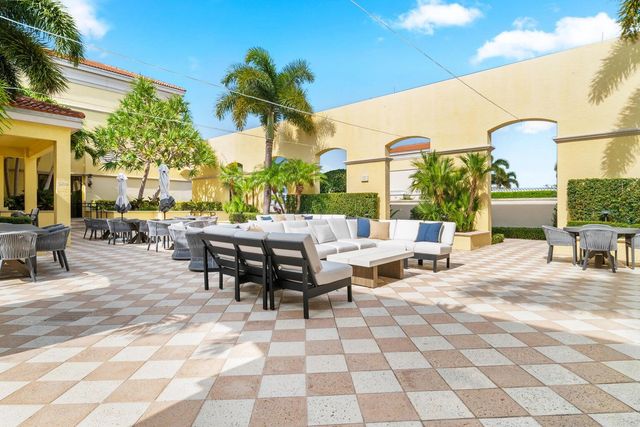 701 S Olive Avenue 206, West Palm Beach, FL 33401