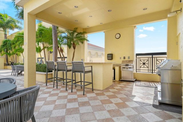 701 S Olive Avenue 206, West Palm Beach, FL 33401