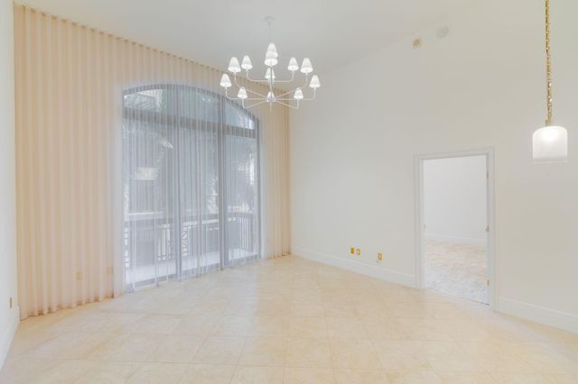 701 S Olive Avenue 206, West Palm Beach, FL 33401