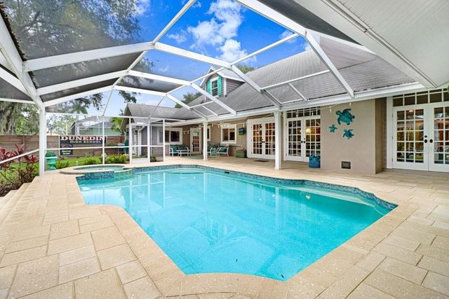 1976 DUNLOE CIRCLE, Dunedin, FL 34698