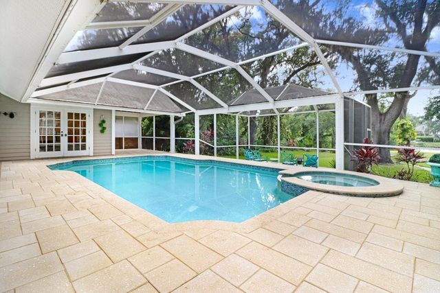 1976 DUNLOE CIRCLE, Dunedin, FL 34698