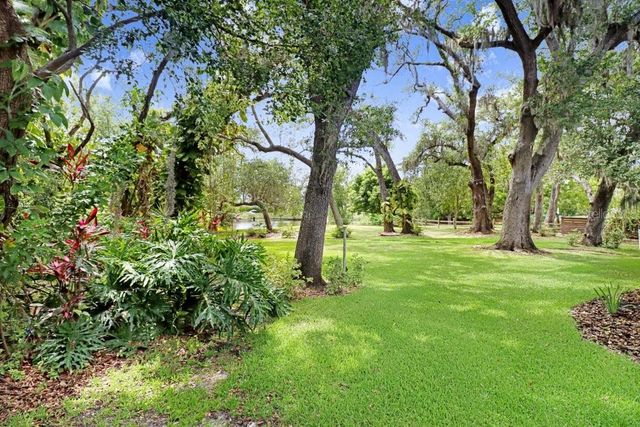 1976 DUNLOE CIRCLE, Dunedin, FL 34698