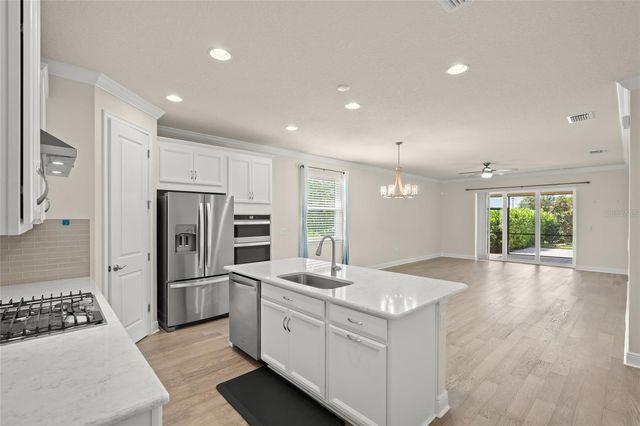 5690 LONG SHORE LOOP, Sarasota, FL 34238