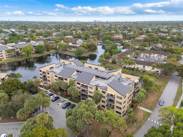 6701 SW 116th Ct 406, Miami, FL 33173