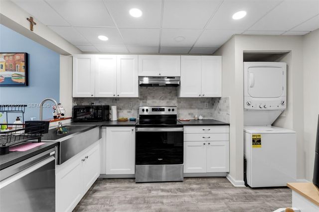 6701 SW 116th Ct 406, Miami, FL 33173