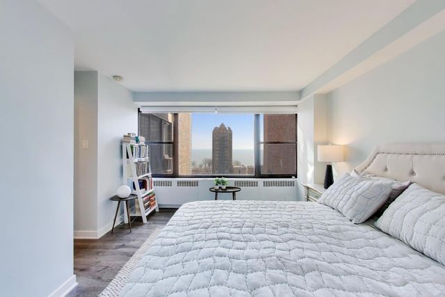 1540 N State Parkway 14D, Chicago, IL 60610