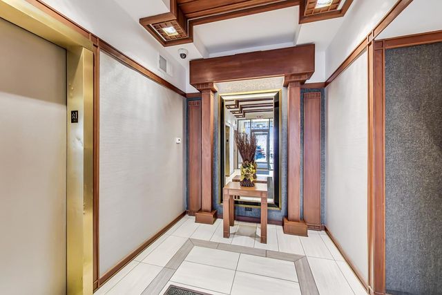 1540 N State Parkway 14D, Chicago, IL 60610