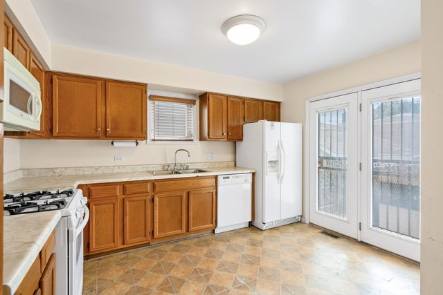 5037 W Quincy Street, Chicago, IL 60644