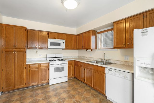 5037 W Quincy Street, Chicago, IL 60644