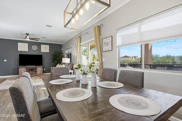 8001 W Sunfire Drive, Tucson, AZ 85743