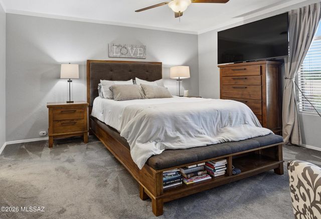 8001 W Sunfire Drive, Tucson, AZ 85743