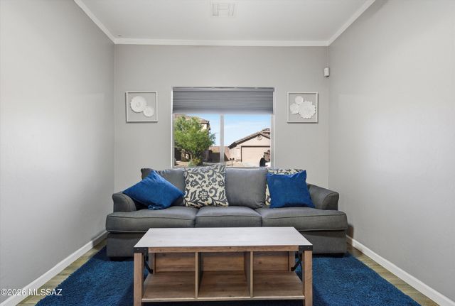 8001 W Sunfire Drive, Tucson, AZ 85743