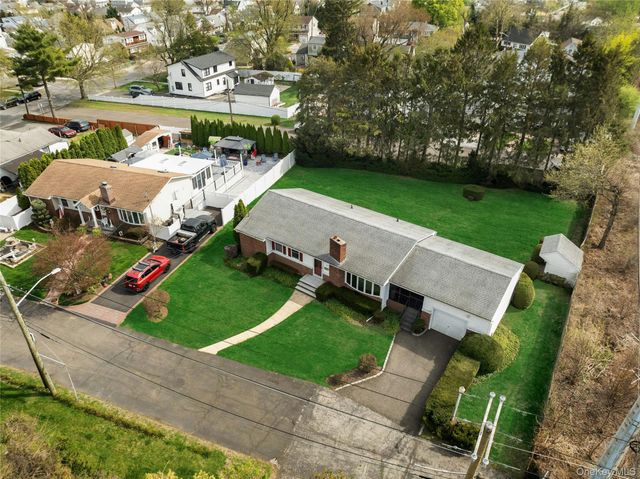 4 Carino Drive, Hicksville, NY 11801