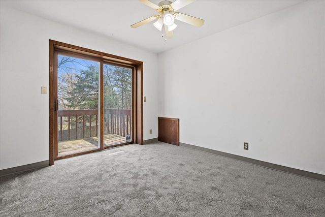 6154 S 42nd STREET, Greenfield, WI 53221